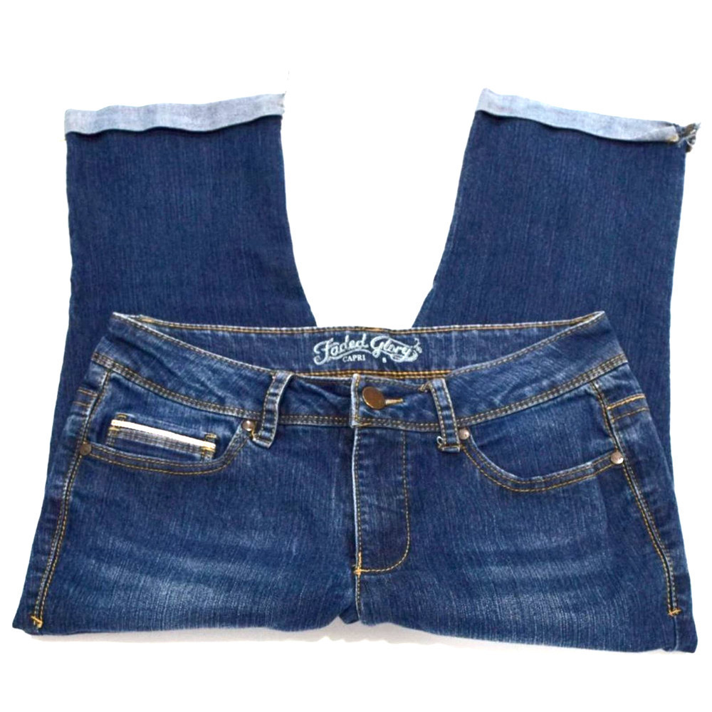 Faded Glory - Blue medium wash zipper closure, Capri jeans, women's size 8